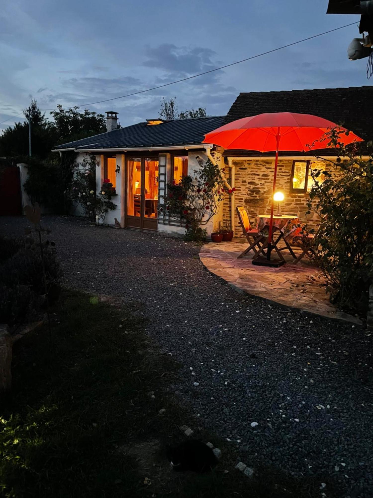 Delightful French Rustic Studio Jumilhac-le-Grand Экстерьер фото